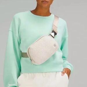 Lululemon Everywhere Fleece Belt Bag.  Ivory/Cream.  NWT